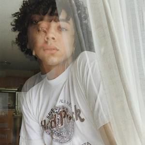 Meet your Posher, Hunter